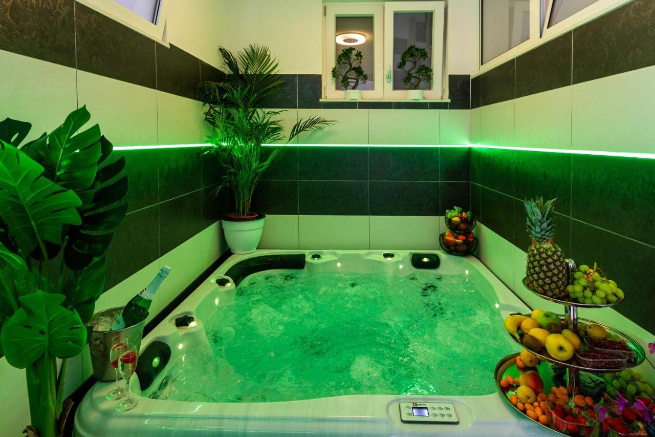 By The Way Hot Tub And Free Parking Apartment Dubrovnik